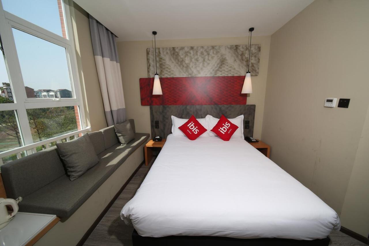 Ibis Chengdu Meizhou Center Luaran gambar