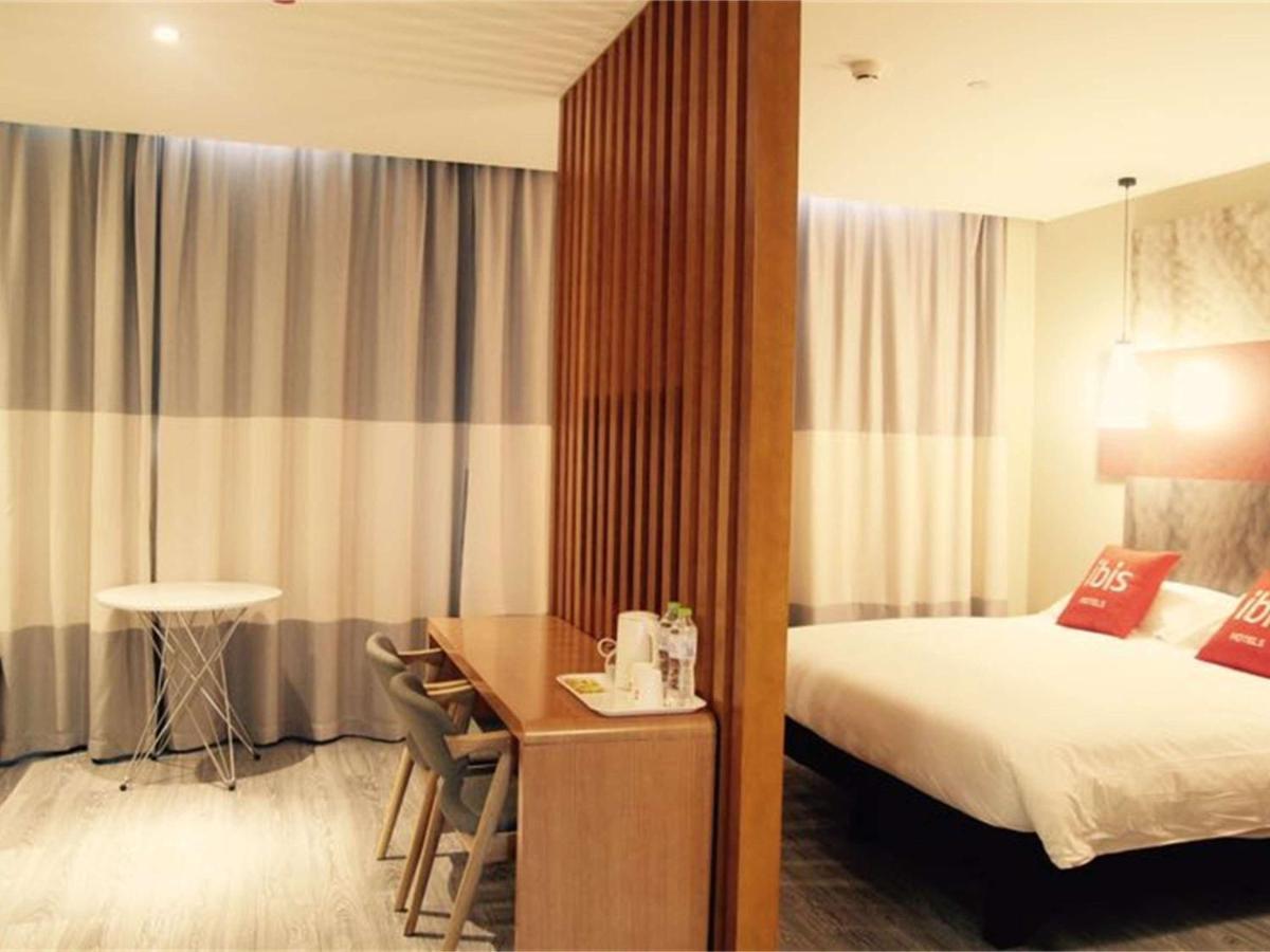 Ibis Chengdu Meizhou Center Luaran gambar